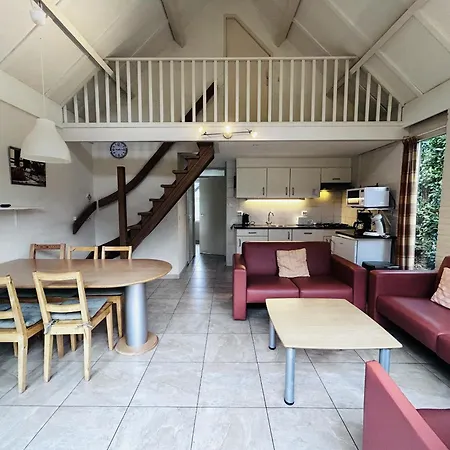 Bungalowpark - Delta 154 *